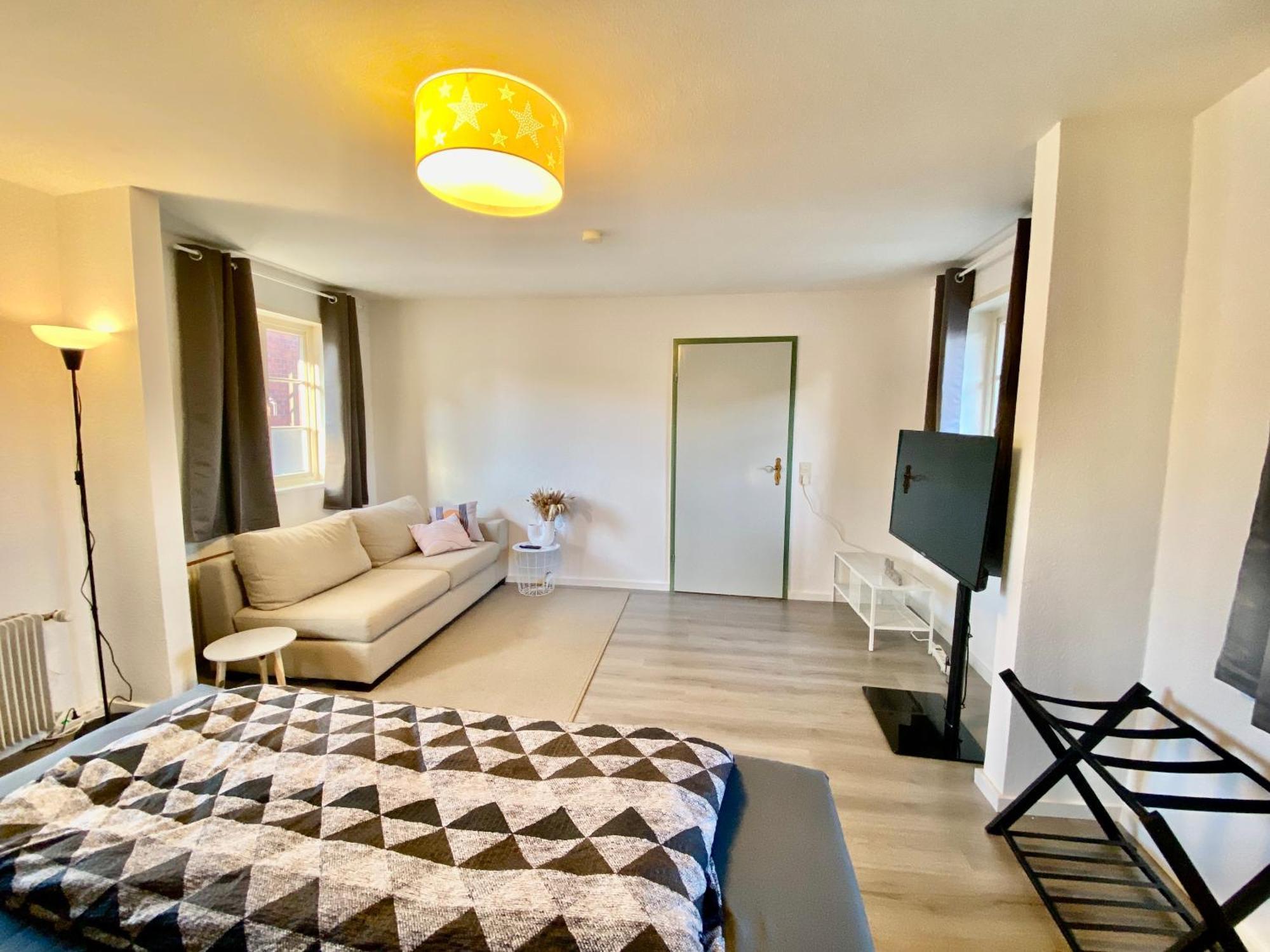 Ferienhaus "Sofia" Anno 1650, Neu - Top Lage - Tempur Beds - Wifi - Parking - Im Herzen Von Detmold-Altstadt, Historische Stadtmauer, Old Lane Detmold Luaran gambar