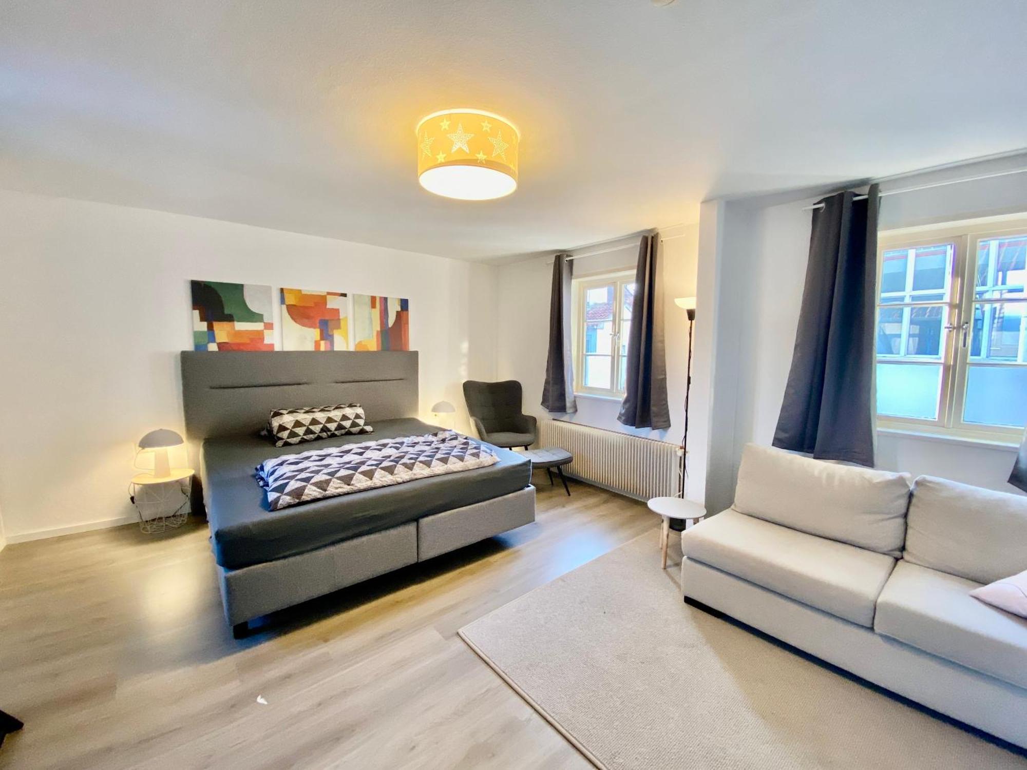 Ferienhaus "Sofia" Anno 1650, Neu - Top Lage - Tempur Beds - Wifi - Parking - Im Herzen Von Detmold-Altstadt, Historische Stadtmauer, Old Lane Detmold Luaran gambar